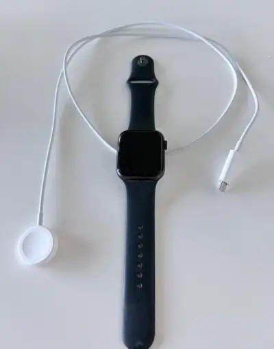 Apple Watch SE 1 44mm Space Gray