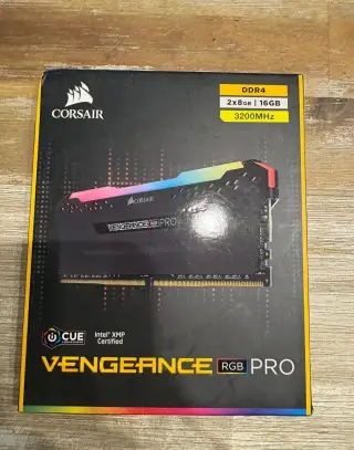 Corsair DDR4 Vengeance RGB PRO ramky