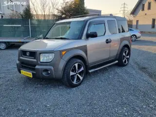 Honda Element – 2003