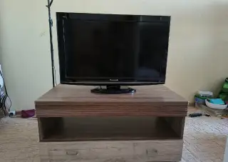 Televizní stolek
