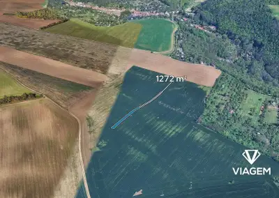 Pole 1 272 m², Podíl 50 % o výměře 636 m²