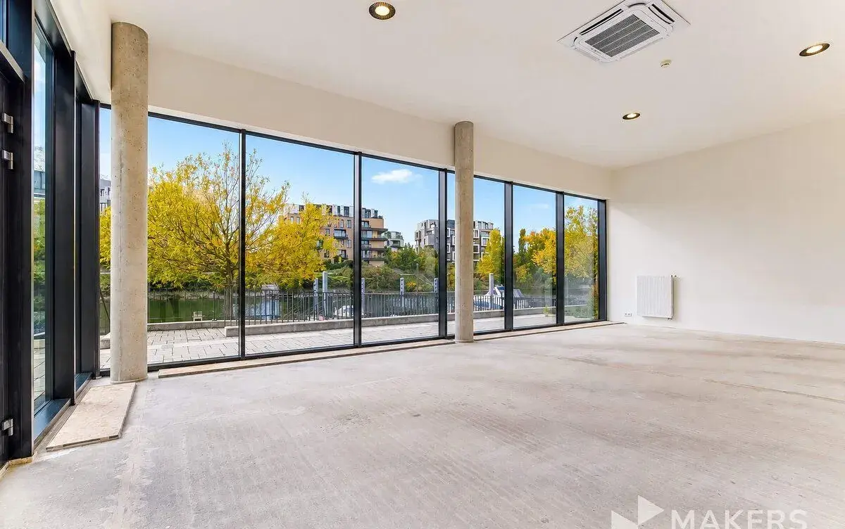 Pronájem prémiové ordinace - kliniky, 101 m², Praha 8 – Libe