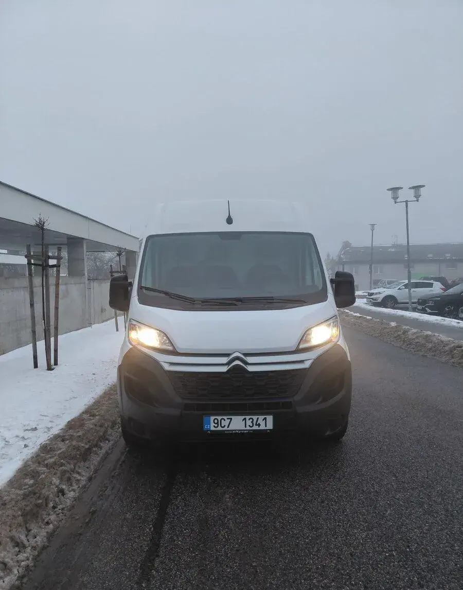 Pronájem dodávky Peugeot Boxer L2H2