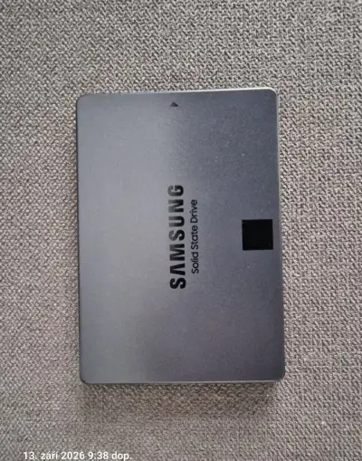 SSD Samsung 870 QVO 2 TB, formát 2,5", rozhraní SATA