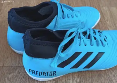 Sálovky Adidas Predator vel. 37 1/3