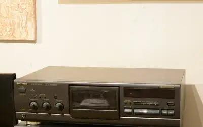 Magnetofon Technics RS-BX 601 - nutno seřídit mechanizmus
