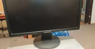 Monitor Samsung 943NW