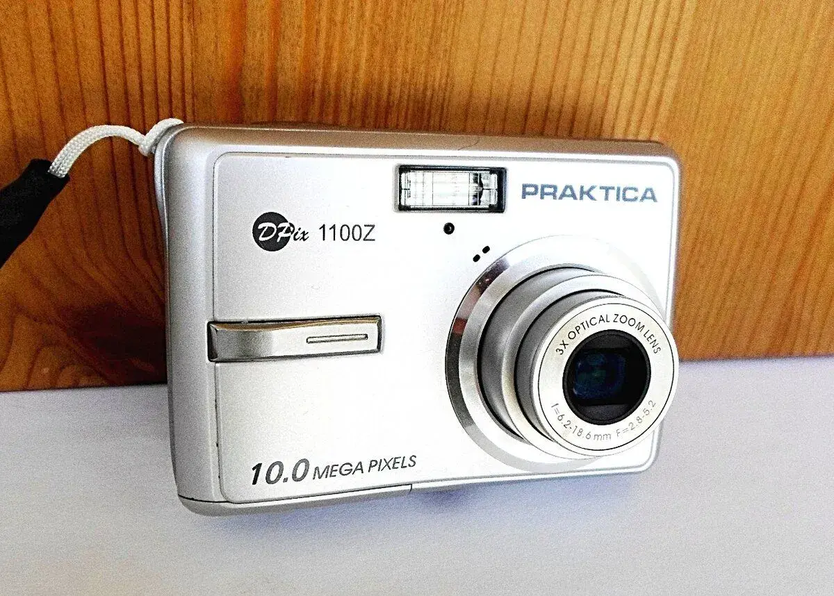 PRAKTICA Pentacon 1100Z, 10 MPX, 3xZOOM, SD 1GB