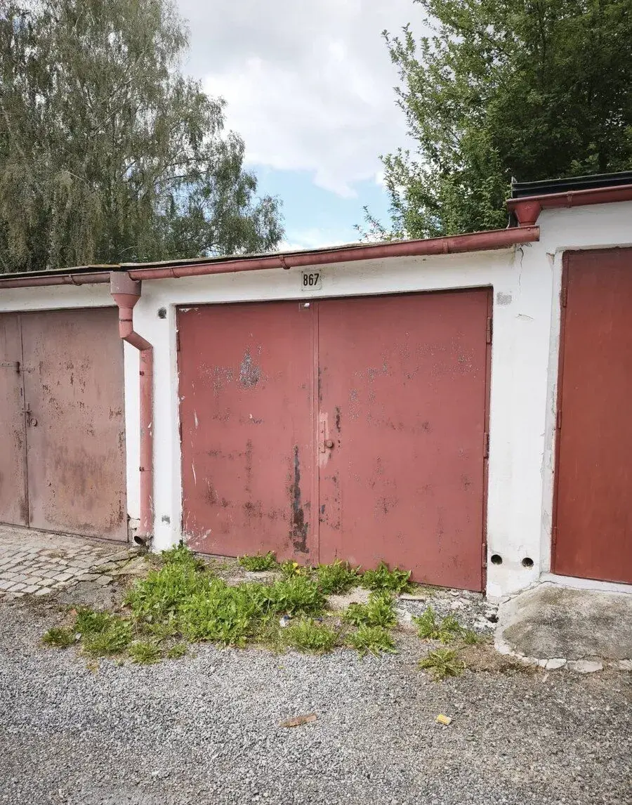 PRONÁJEM GARÁŽE pod hřbitovem, ul. U Hřbitova, Jihlava