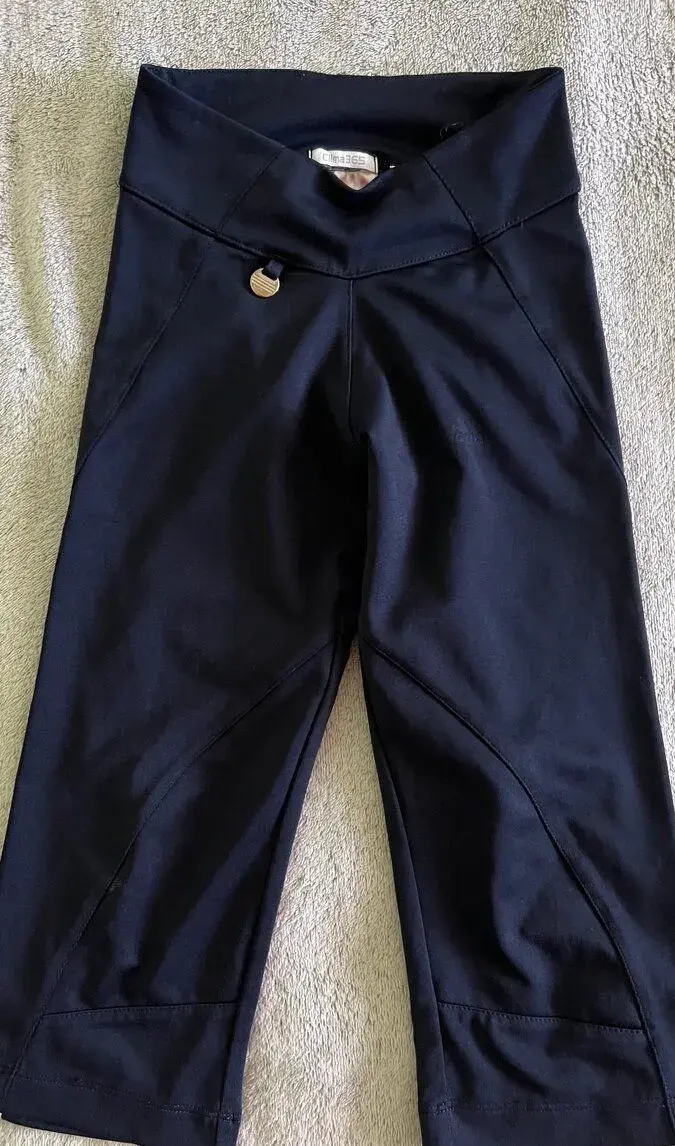 Elastické sportovní kalhoty Adidas 92-98
