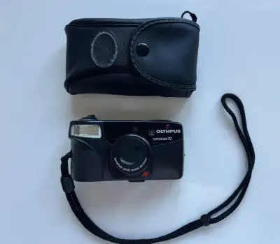 OLYMPUS SUPERZOOM 70 (Made in Japan, foťák na film)