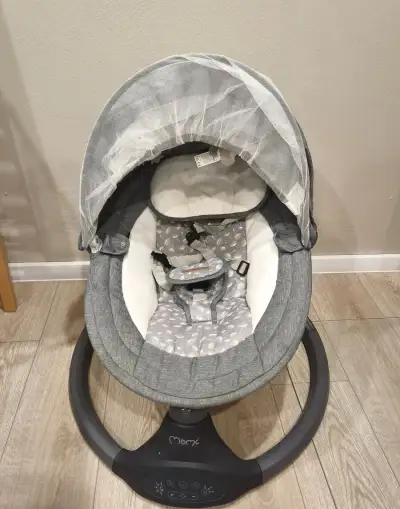 Dětské houpátko MoMi Kenani