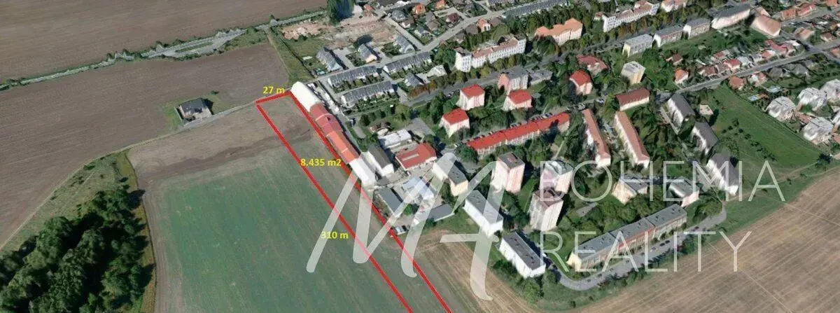 Prodej pozemku 8435 m2, Slaný - Kladno.