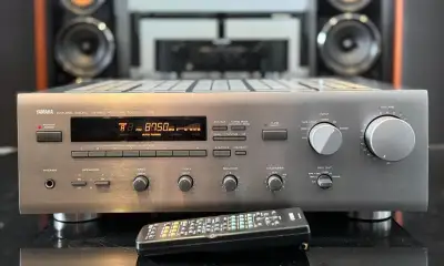 Yamaha RX-550 stereo zesilovač s DO