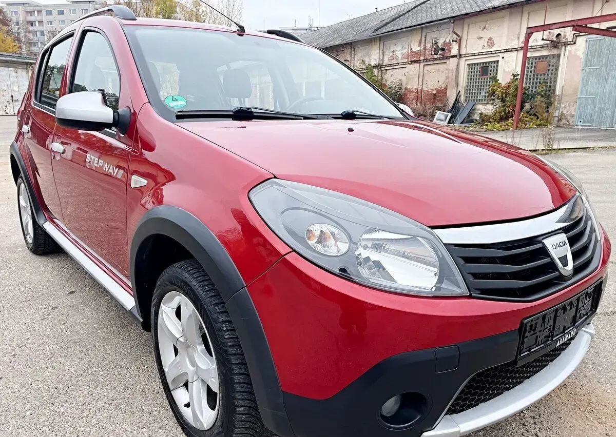 Dacia SANDERO – 129 000 km