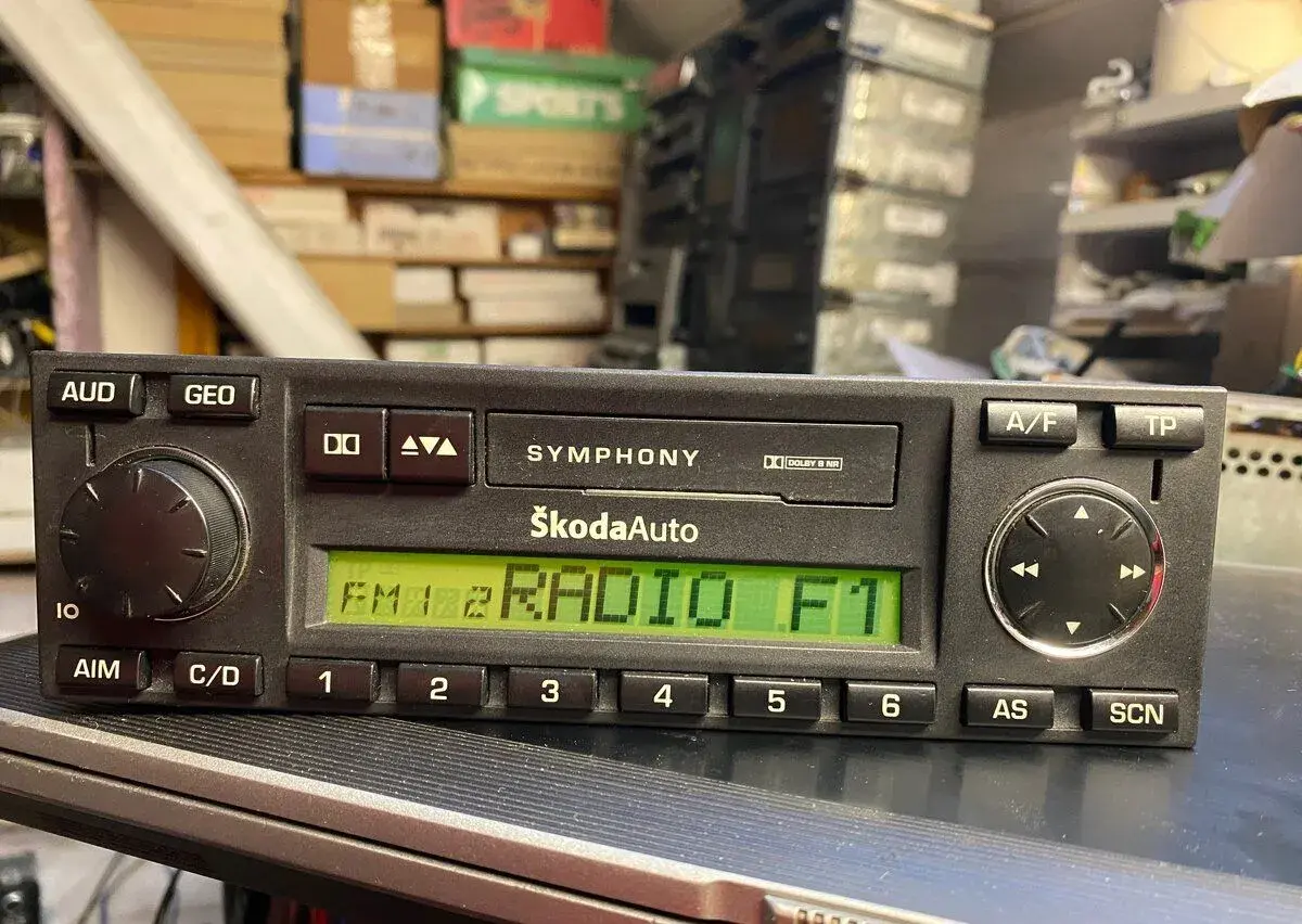 Autorádio Škoda Symphony MC