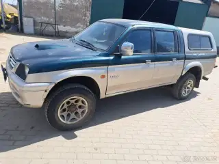 Mitsubishi L200 – 1997, 331 000 km