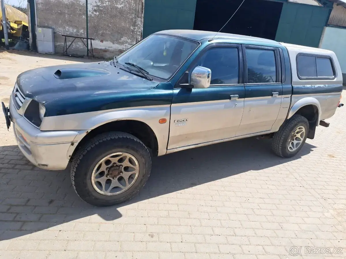 Mitsubishi L200 – 1997, 331 000 km