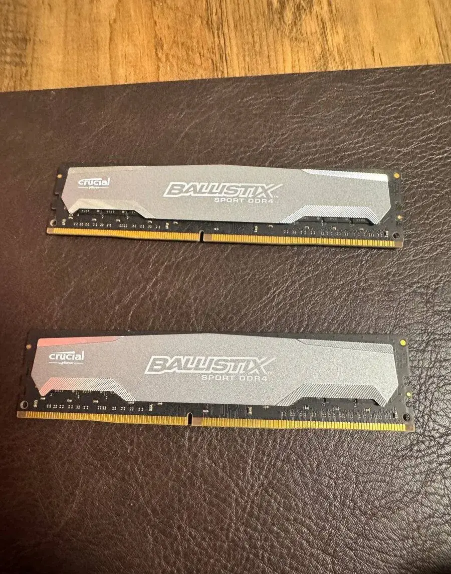 Crucial Ballistix Sport DDR4 16GB (2×8GB) 2400MHz CL16