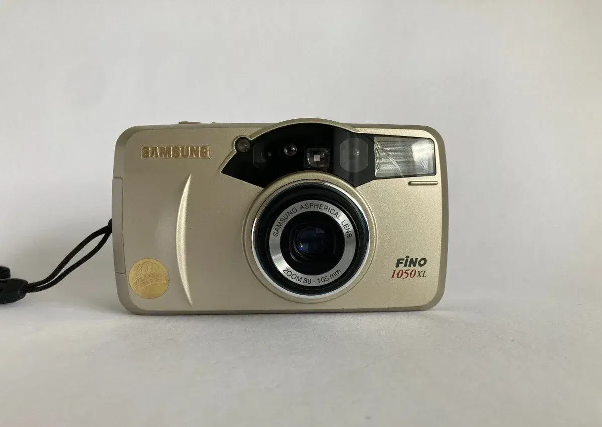 Analogový fotoaparát SAMSUNG FINO 1050 XL