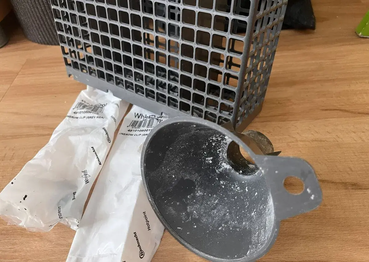 Náhradní díly na myčku Whirlpool, IKEA a další