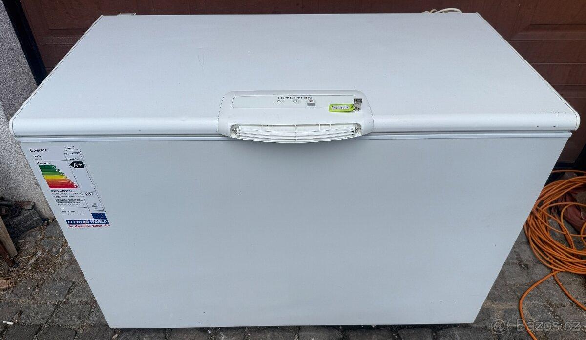 Pultový mrazák Electrolux ECM 26131