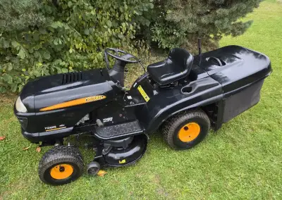 Zahradní traktor Partner P12592RB (Husqvarna)