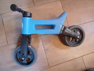Dětské odrážedlo