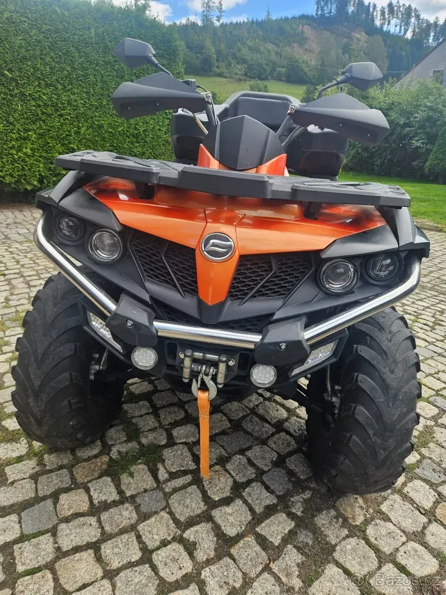 Čtyřkolka CFMOTO Gladiator X550
