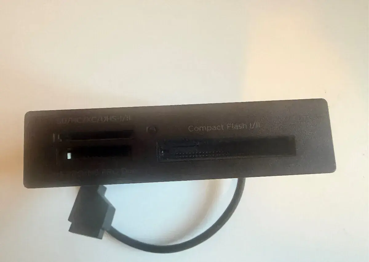 HP interní čtečka karet USB 3.0 konektor
