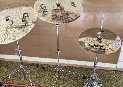 Činely UFO + stojany