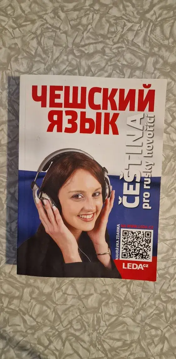 Kniha Čeština pro rusky hovořící