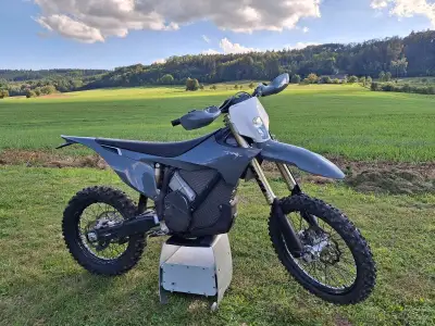 Stark Varg EX 2026