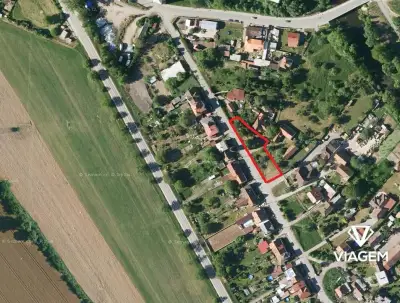 Zahrada 1 263 m², Podíl 30 % o výměře 379 m²
