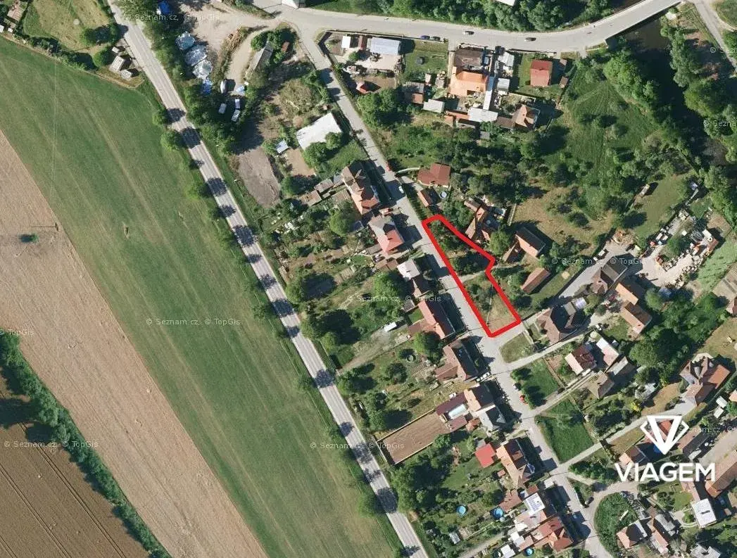 Zahrada 1 263 m², Podíl 30 % o výměře 379 m²