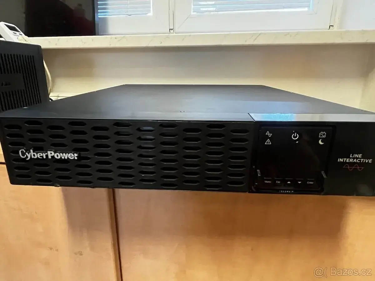 CyberPower PR1500ERTXL2U