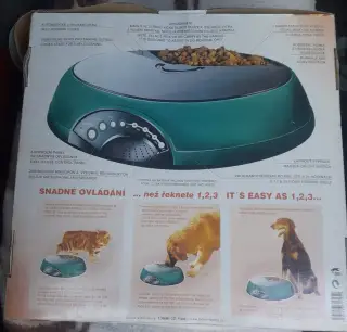 Automatické krmítko pro psy a kočky Tommi Pet Restaurant