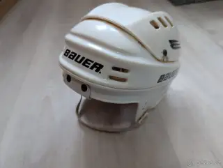 Použité vybavení na hokejbal