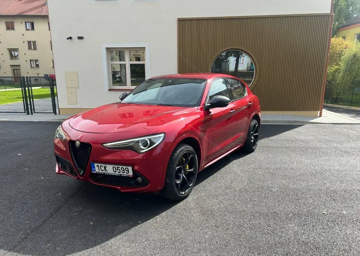 Alfa Romeo Stelvio – 2017, 136 000 km