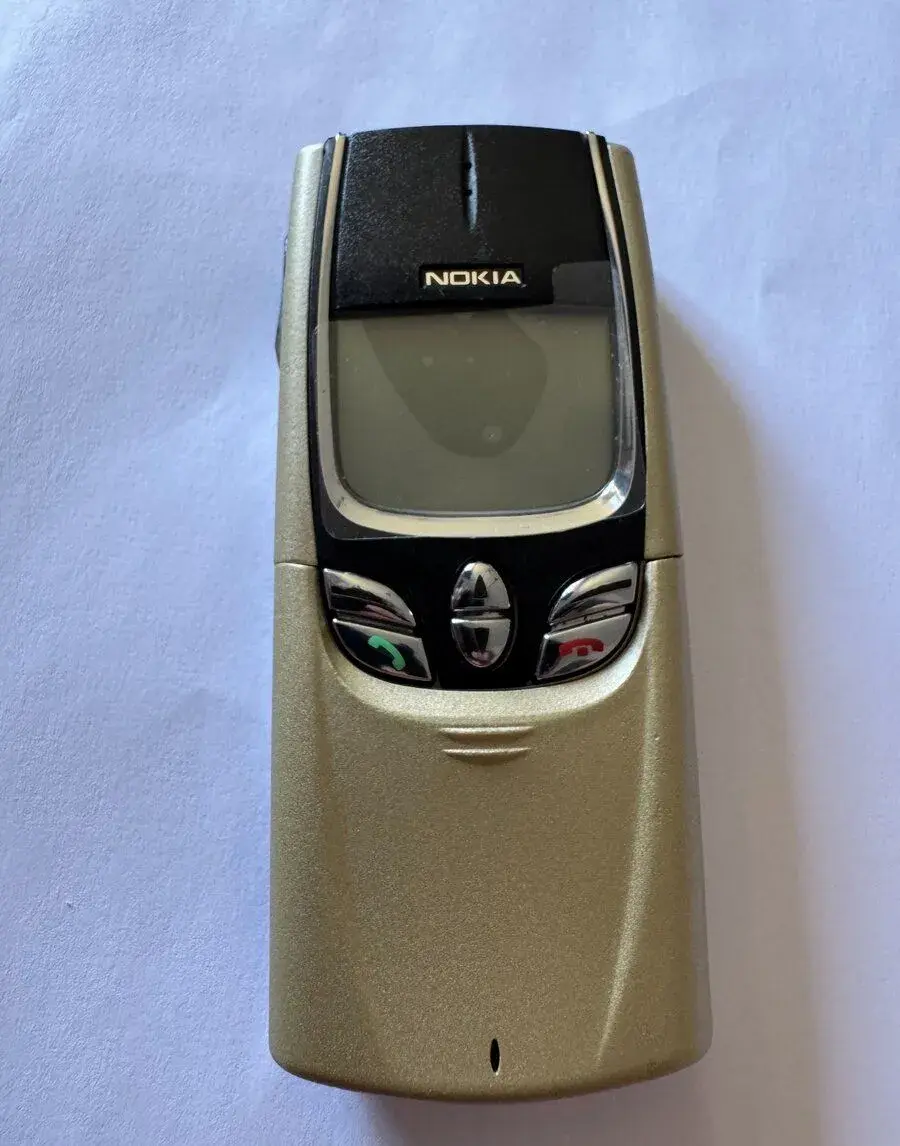 Nokia 8850 – vyborny stav, plně funkčni