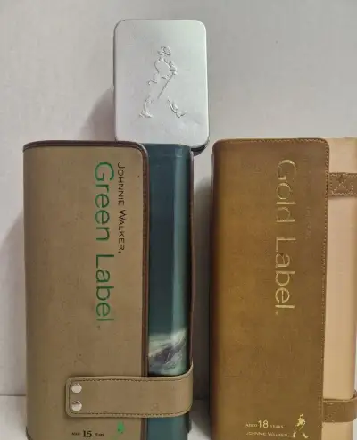 Johnnie Walker gold a green