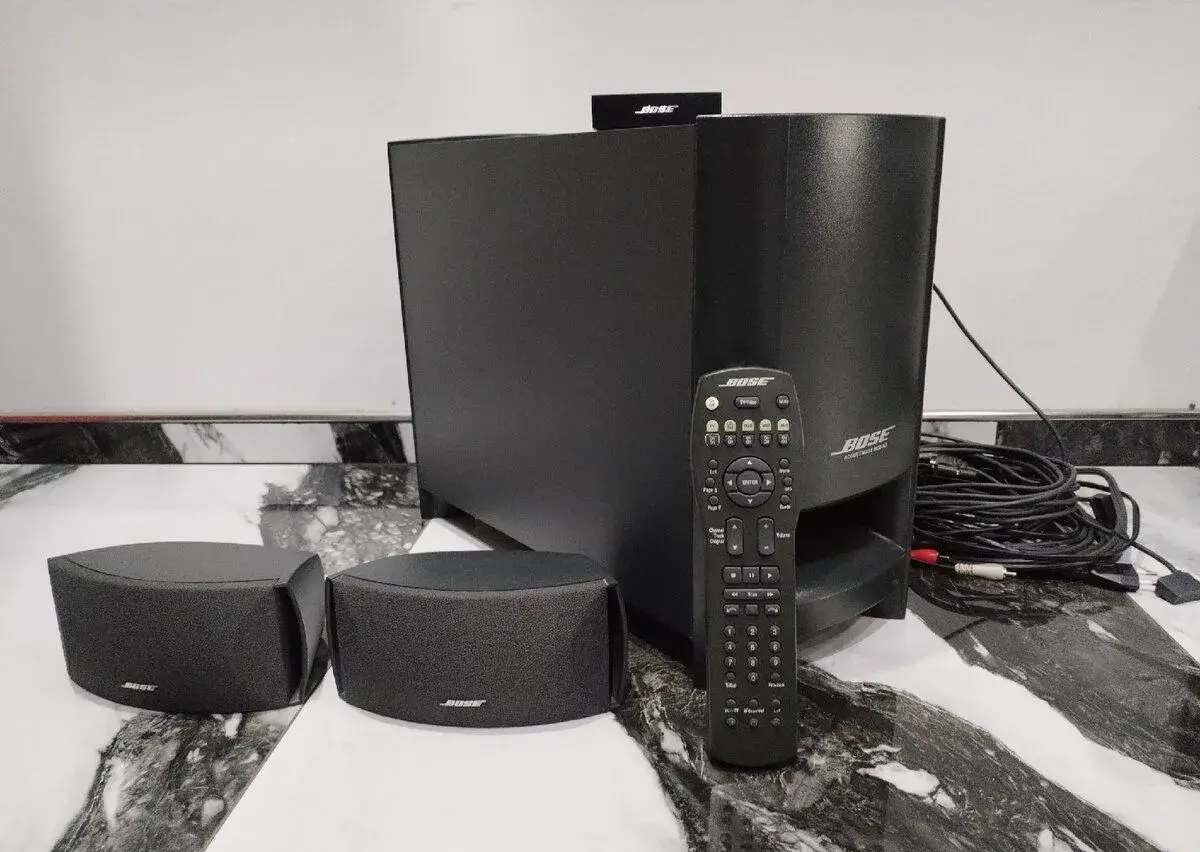 Bose CineMate Digital Home Theater – perfektní stav