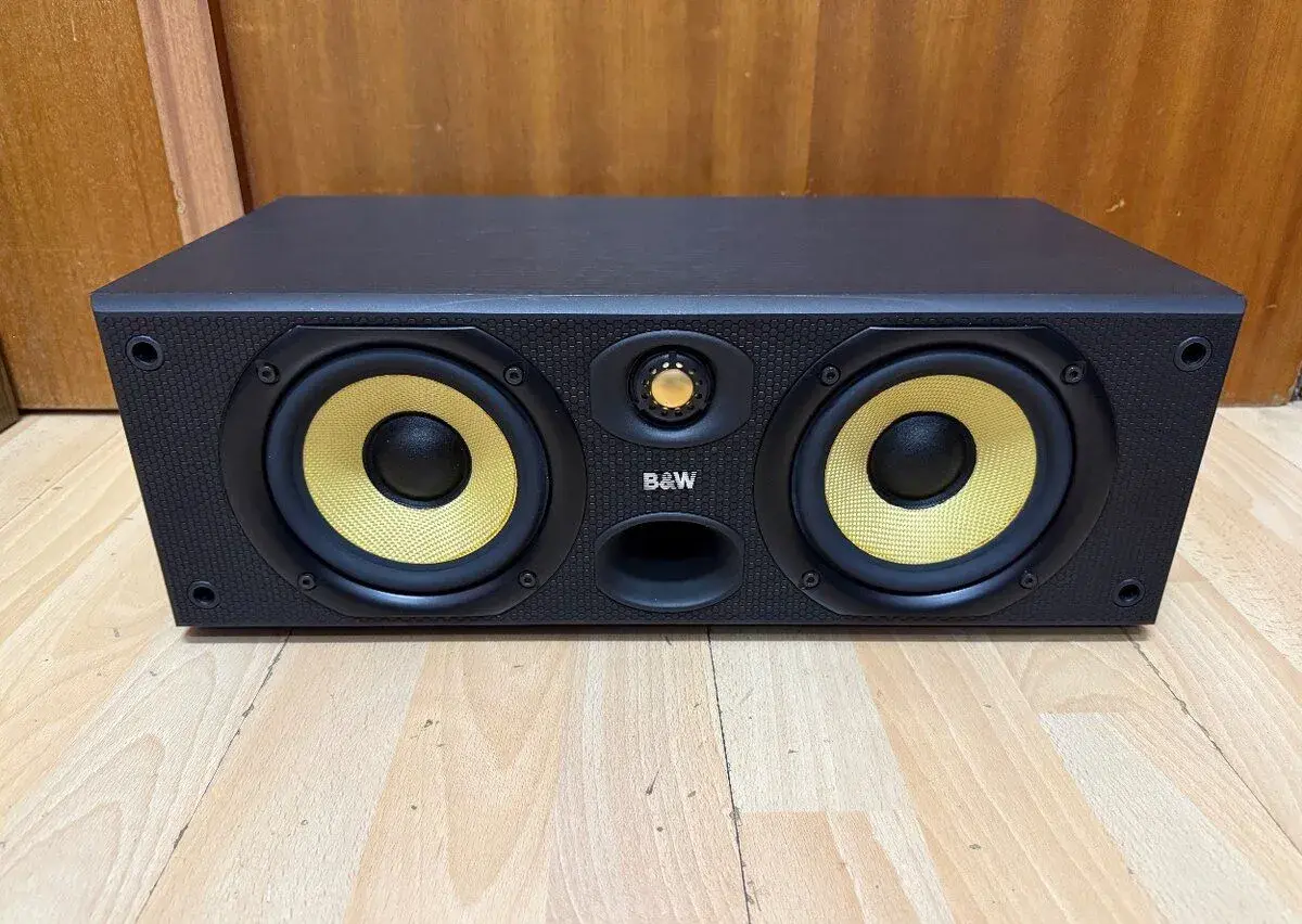 B&w Bowers & Wilkins