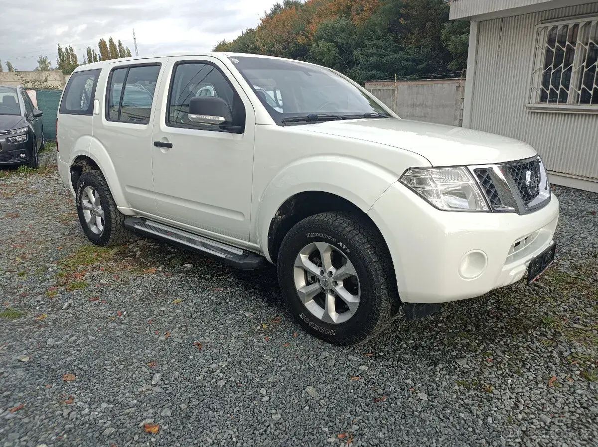 Nissan Pathfinder – 2011, 171 000 km