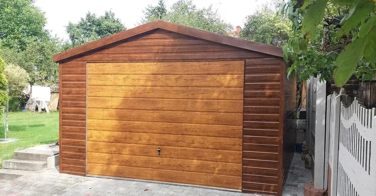 Plechová garáž 4x6 m 4LINE WOOD | Zlatý dub | Dovoz a montáž