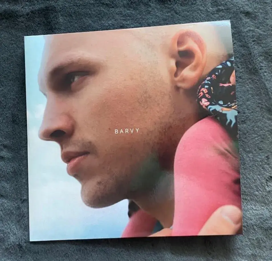 Viktor sheen vinyl