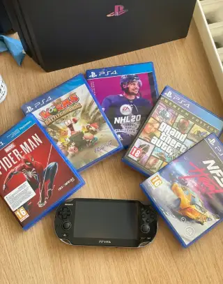 PS4 hry/ Playtation 4 hry