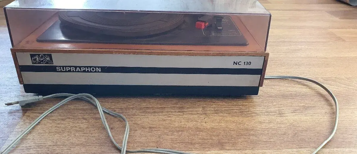 Gramofon Supraphon NC 130