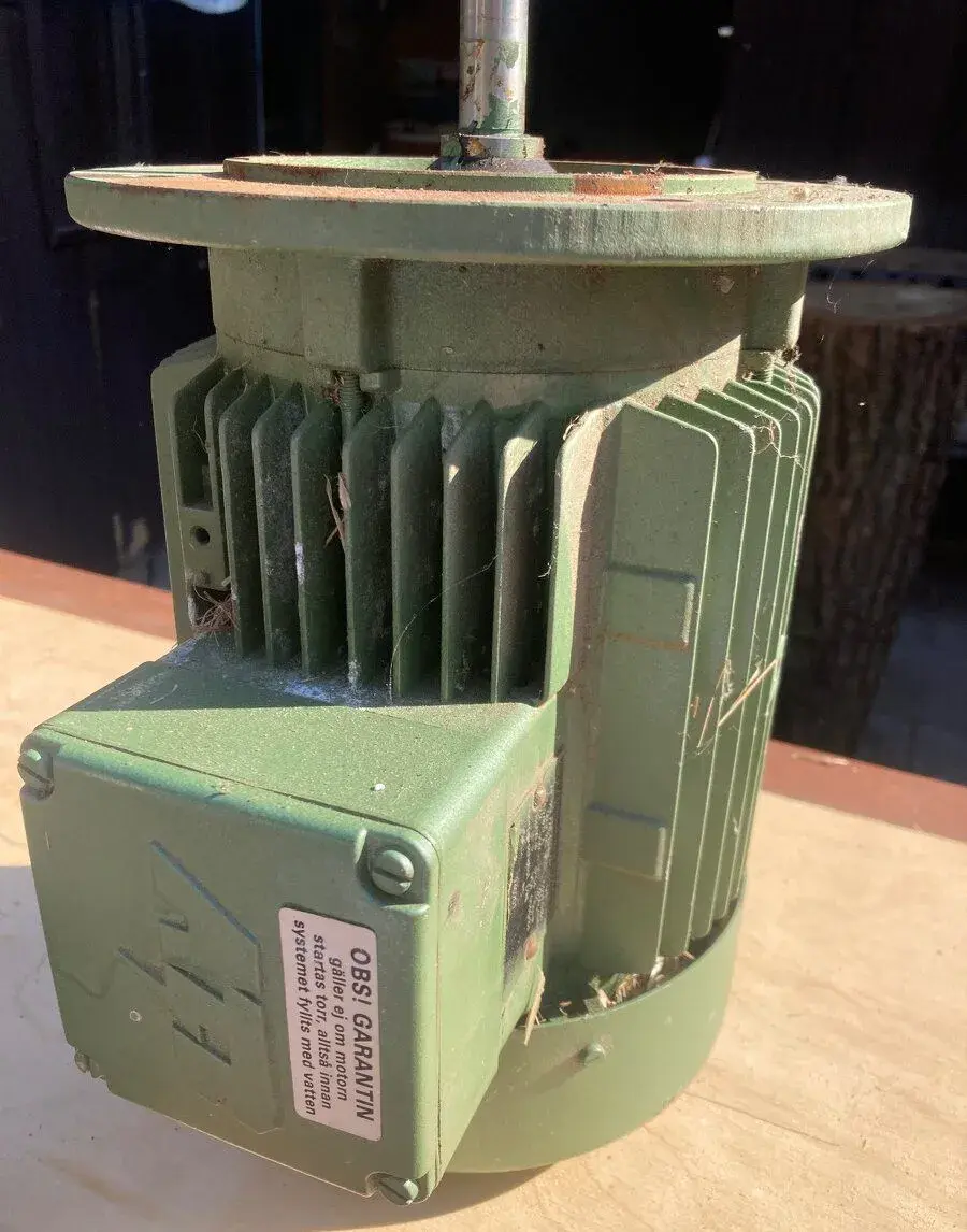 Elektromotor ATB 2,2kW 2850ot přírubový V1