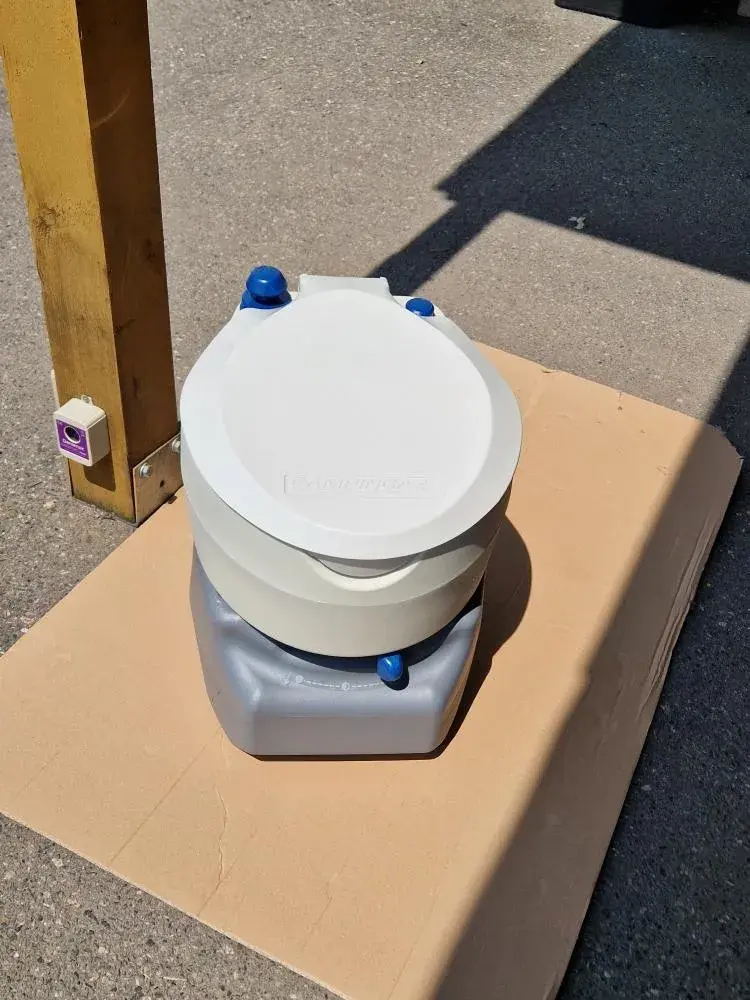 Přenosné WC toaleta Campingaz 20l